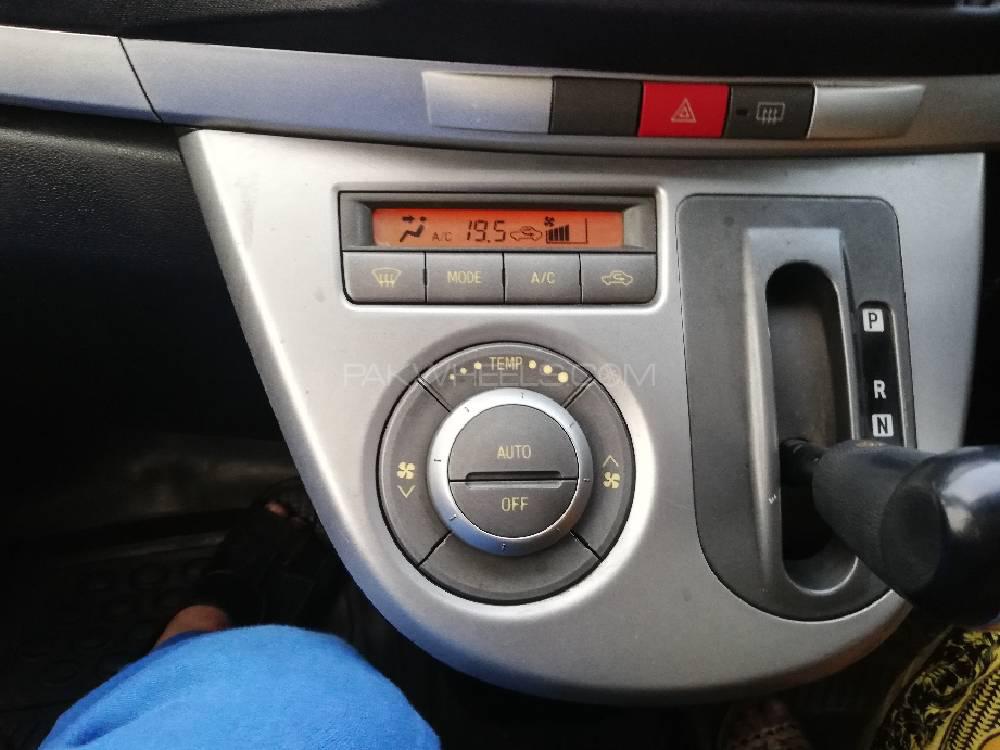 Daihatsu Move 2007 for Sale in Sialkot Daihatsu Move 2007 for Sale in Sialkot Image-3