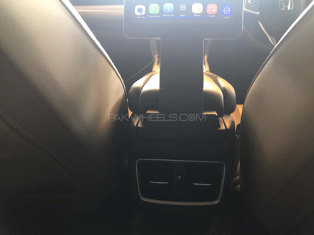 Honda Civic 2016 for Sale in Faisalabad Honda Civic 2016 for Sale in Faisalabad Image-7