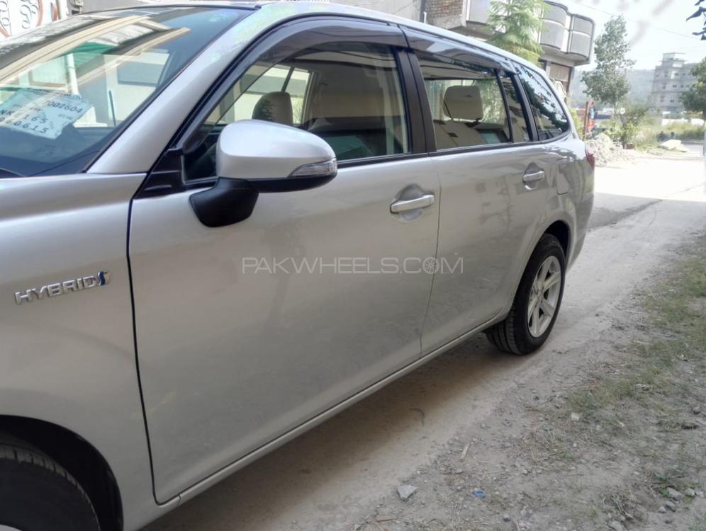 Toyota Corolla Fielder 2014 for Sale in Taxila Toyota Corolla Fielder 2014 for Sale in Taxila Image-5