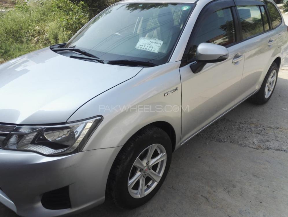 Toyota Corolla Fielder 2014 for Sale in Taxila Toyota Corolla Fielder 2014 for Sale in Taxila Image-3
