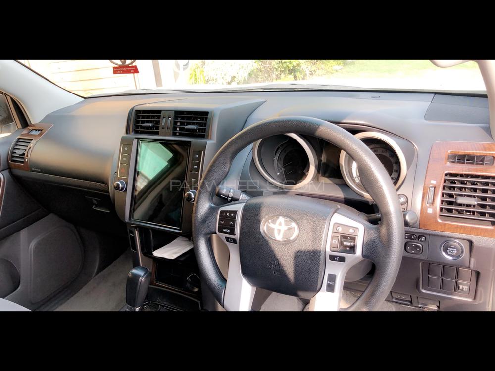 Toyota Prado 2012 for Sale in Lahore Toyota Prado 2012 for Sale in Lahore Image-4