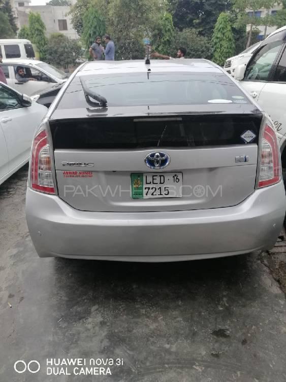 Toyota Prius 2012 for Sale in Lahore Toyota Prius 2012 for Sale in Lahore Image-2