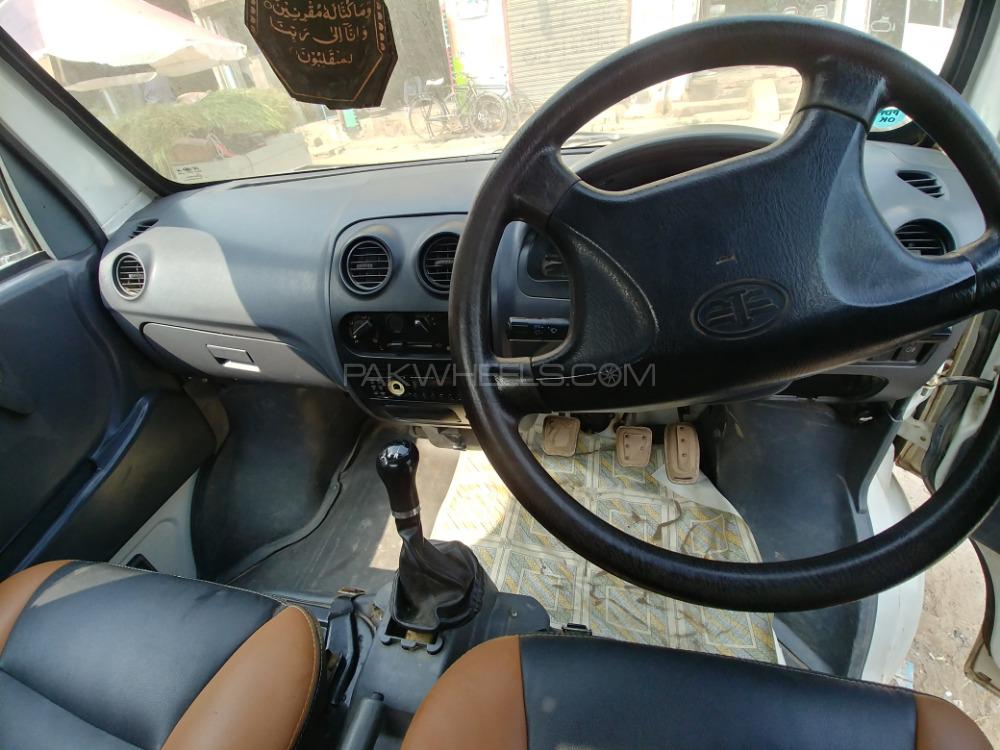 FAW Carrier 2014 for Sale in Sialkot FAW Carrier 2014 for Sale in Sialkot Image-8