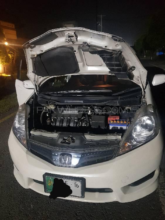 Honda Fit 2016 for Sale in Gujranwala Honda Fit 2016 for Sale in Gujranwala Image-4
