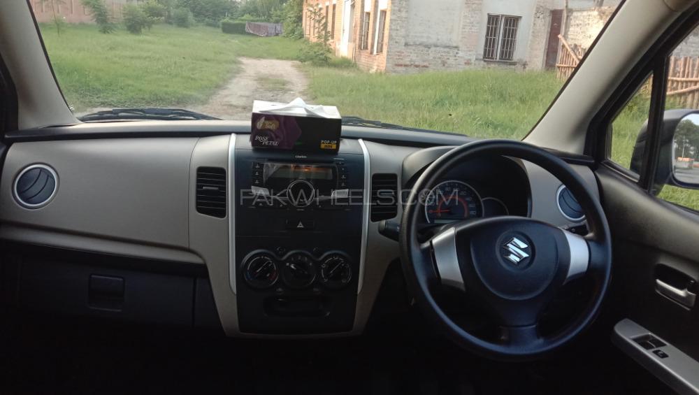 Suzuki Wagon R 2017 for Sale in Islamabad Suzuki Wagon R 2017 for Sale in Islamabad Image-9