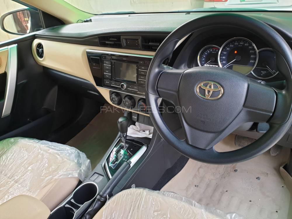 Toyota Corolla 2018 for Sale in Lahore Toyota Corolla 2018 for Sale in Lahore Image-8
