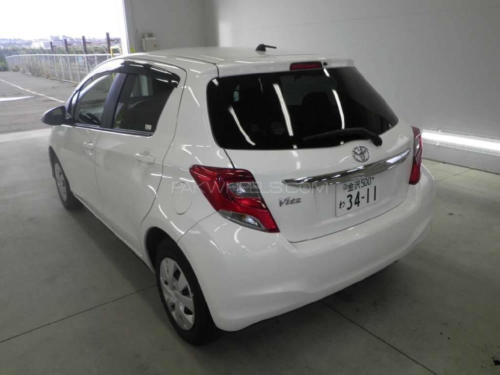 Toyota Vitz 2014 for Sale in Sialkot Toyota Vitz 2014 for Sale in Sialkot Image-7