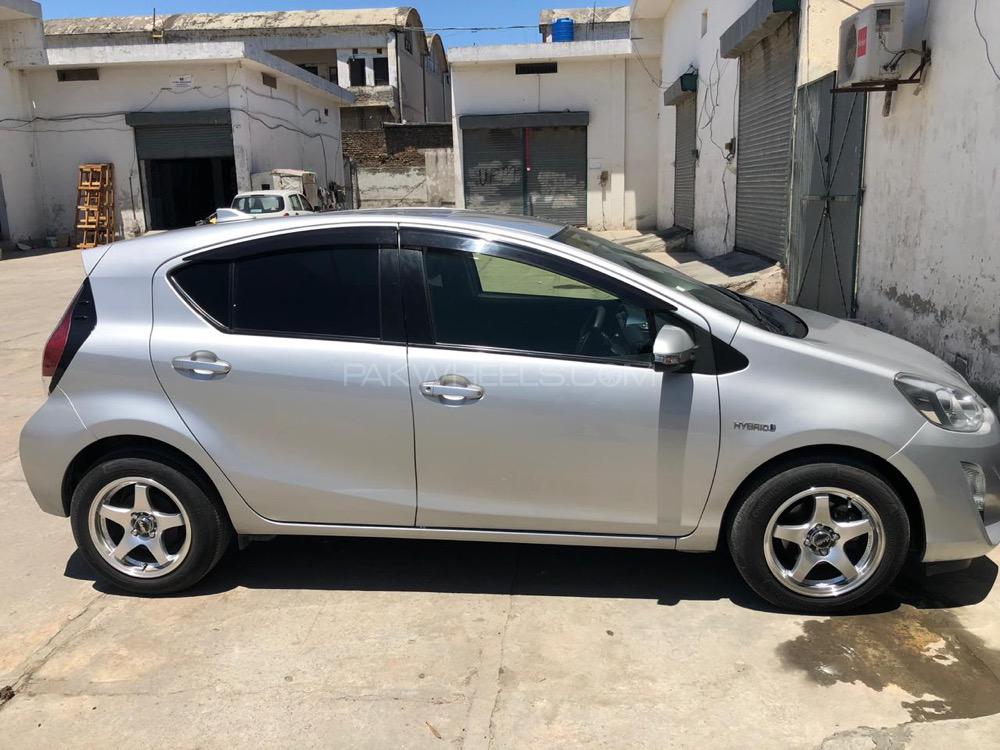 Toyota Aqua 2015 for Sale in Rawalpindi Toyota Aqua 2015 for Sale in Rawalpindi Image-6