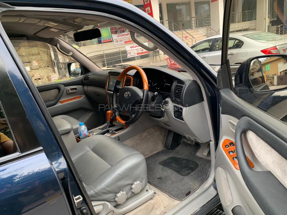 Toyota Land Cruiser 2003 for Sale in Lahore Toyota Land Cruiser 2003 for Sale in Lahore Image-4