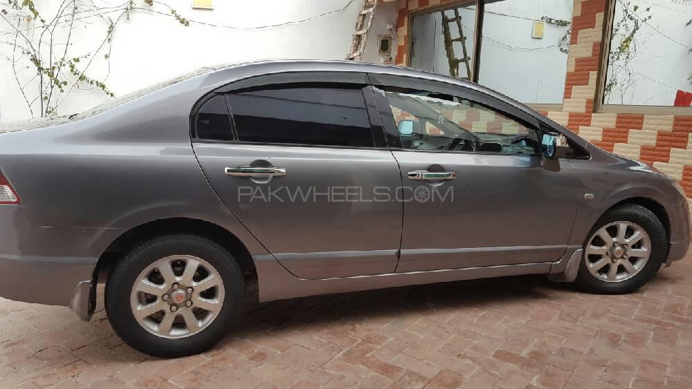 Honda Civic 2008 for Sale in Multan Image-1