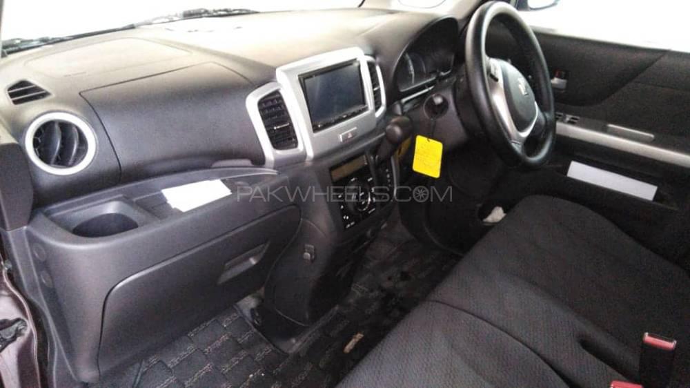 Suzuki Spacia 2014 for Sale in Abbottabad Suzuki Spacia 2014 for Sale in Abbottabad Image-5