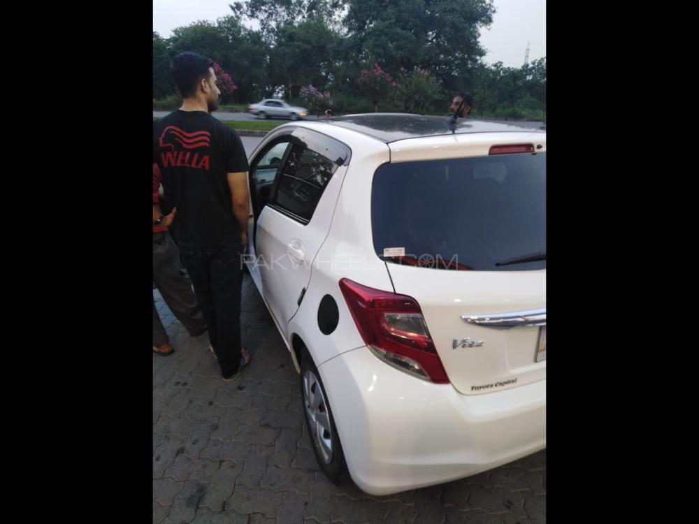 Toyota Vitz 2015 for Sale in Abbottabad Toyota Vitz 2015 for Sale in Abbottabad Image-2