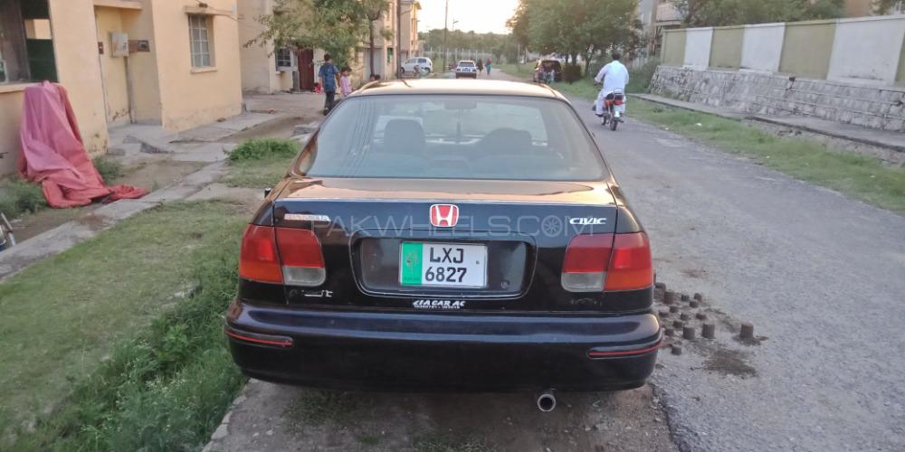Honda Civic 1998 for Sale in Attock Honda Civic 1998 for Sale in Attock Image-3