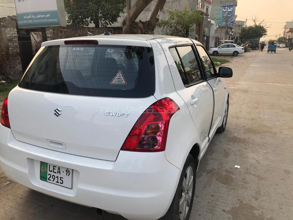 Suzuki Swift 2016 for Sale in Gujrat Image-1