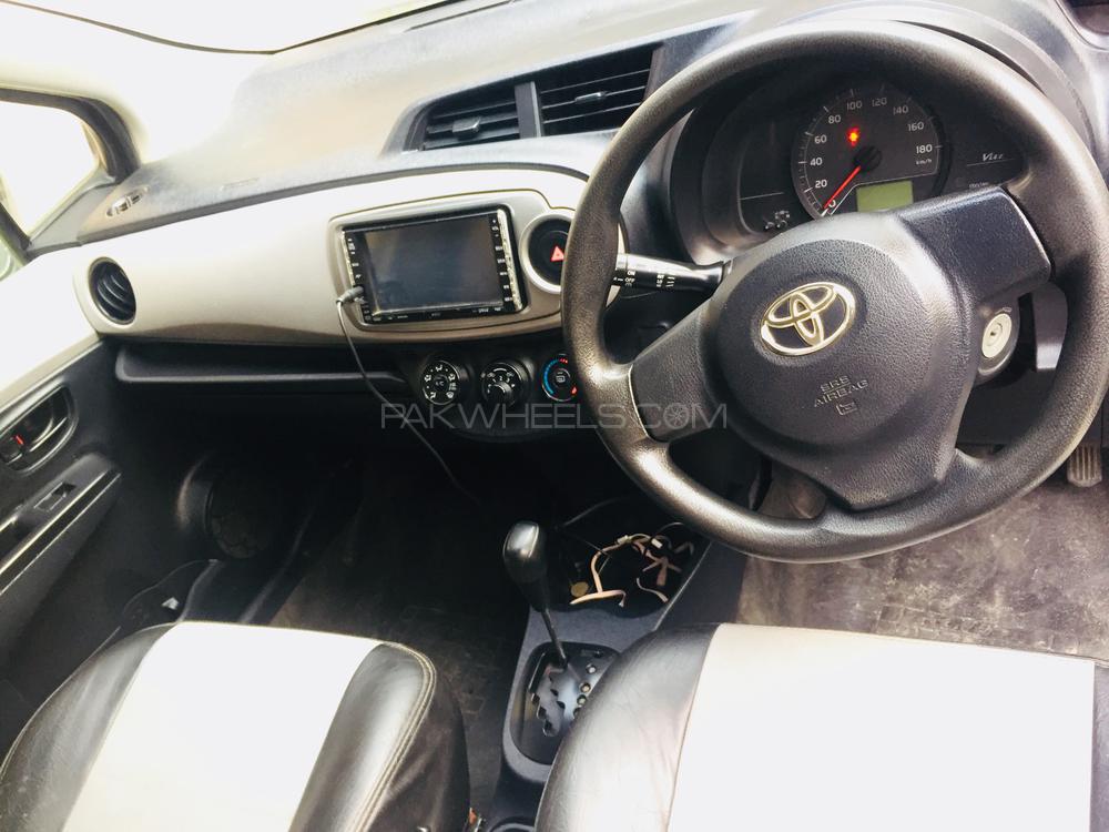 Toyota Vitz 2011 for Sale in Lahore Toyota Vitz 2011 for Sale in Lahore Image-2