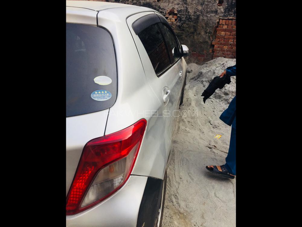 Toyota Vitz 2011 for Sale in Lahore Toyota Vitz 2011 for Sale in Lahore Image-5