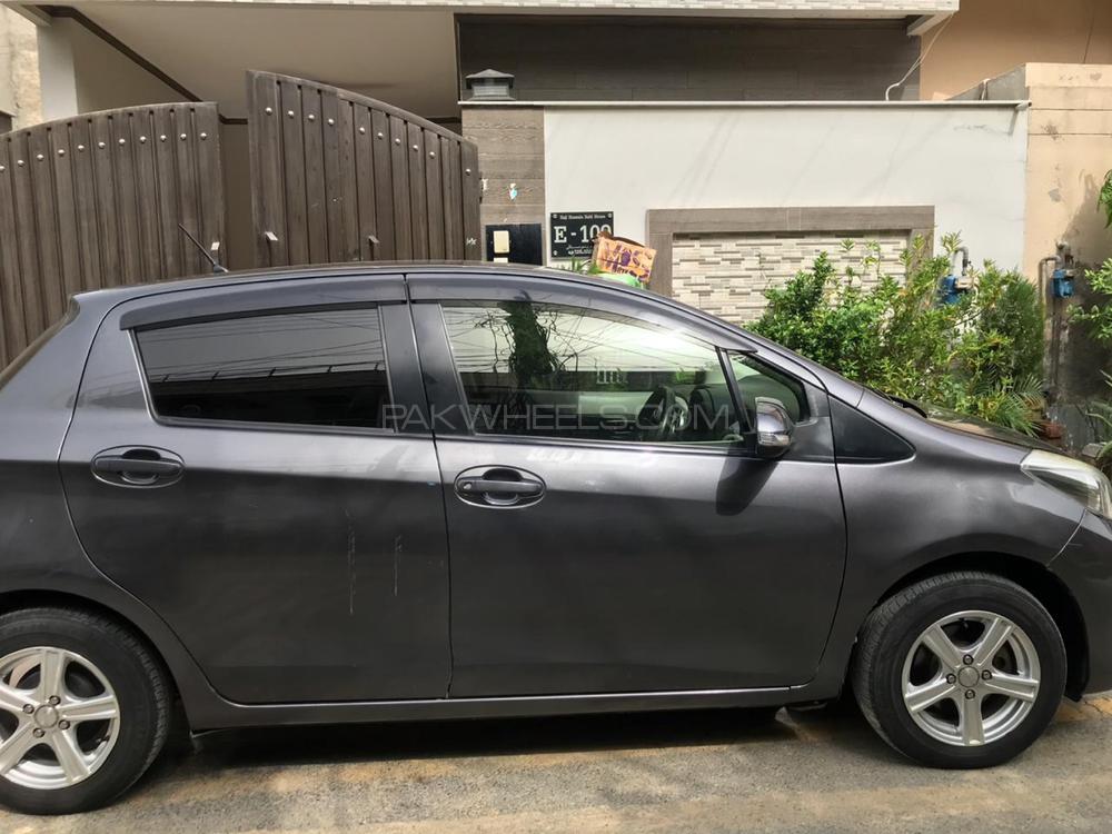 Toyota Vitz 2014 for Sale in Lahore Toyota Vitz 2014 for Sale in Lahore Image-3