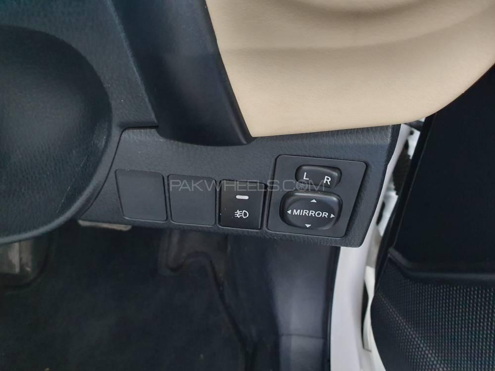 Toyota Corolla 2019 for Sale in Peshawar Toyota Corolla 2019 for Sale in Peshawar Image-8