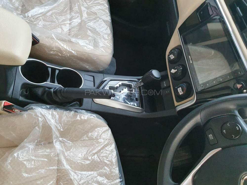Toyota Corolla 2019 for Sale in Peshawar Toyota Corolla 2019 for Sale in Peshawar Image-9