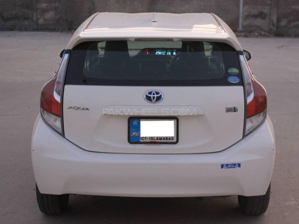 Toyota Aqua 2015 for Sale in Rawalpindi Toyota Aqua 2015 for Sale in Rawalpindi Image-5