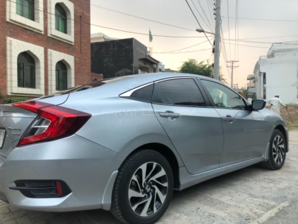 Honda Civic 2017 for Sale in Lahore Honda Civic 2017 for Sale in Lahore Image-4
