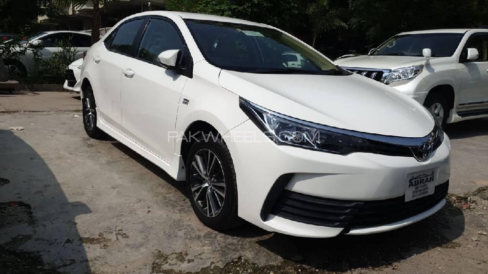 Toyota Corolla 2018 for Sale in Usta Muhammad Image-1