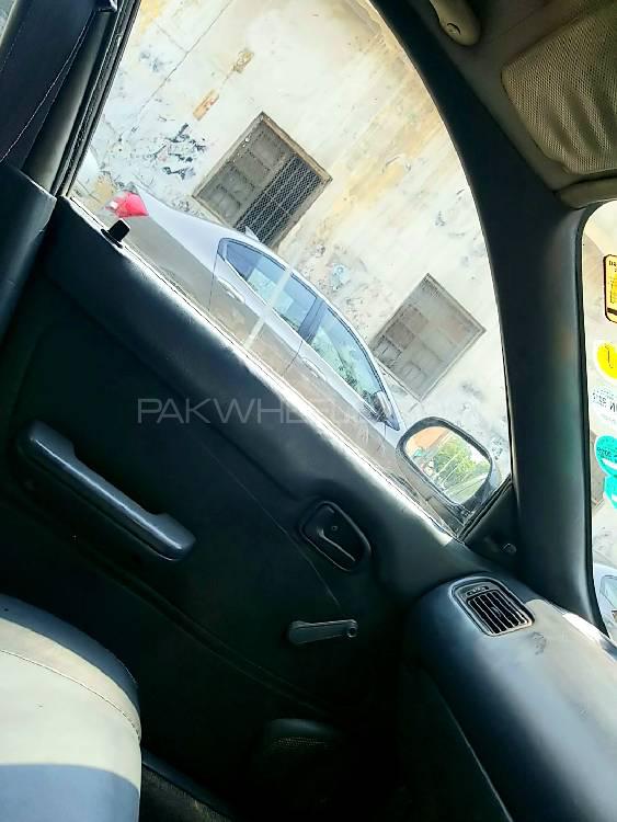 ٹویوٹا کرولا 1998 for Sale in کراچی ٹویوٹا کرولا 1998 for Sale in کراچی Image-5