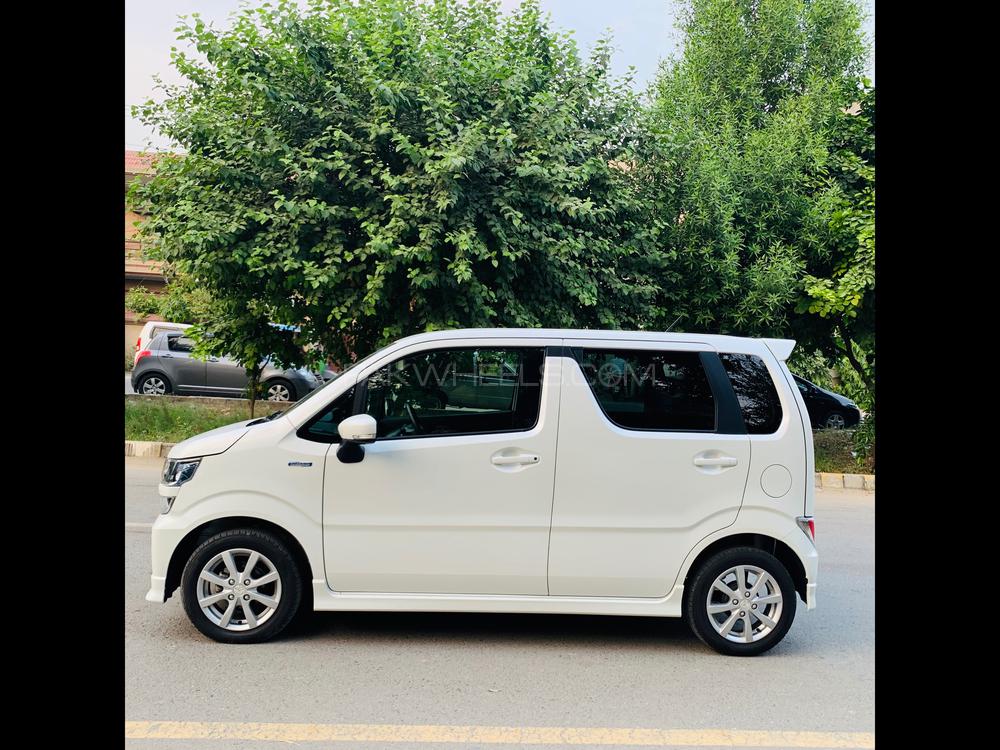 Mazda Flair 2018 for Sale in Lahore Mazda Flair 2018 for Sale in Lahore Image-4