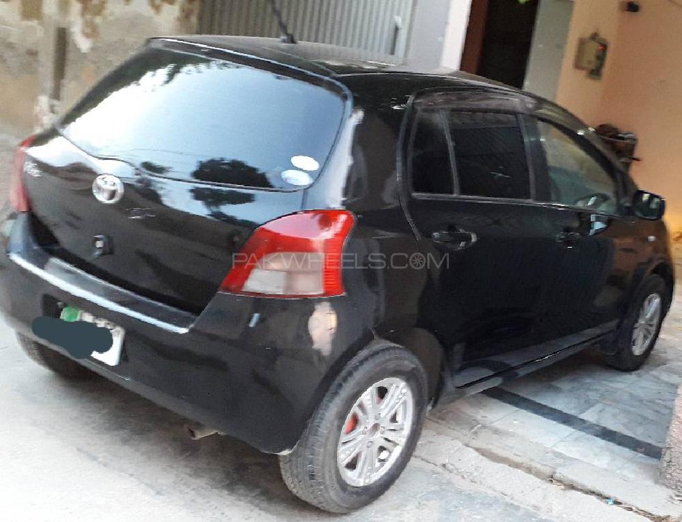 Toyota Vitz 2007 for Sale in Dera ismail khan Toyota Vitz 2007 for Sale in Dera ismail khan Image-3