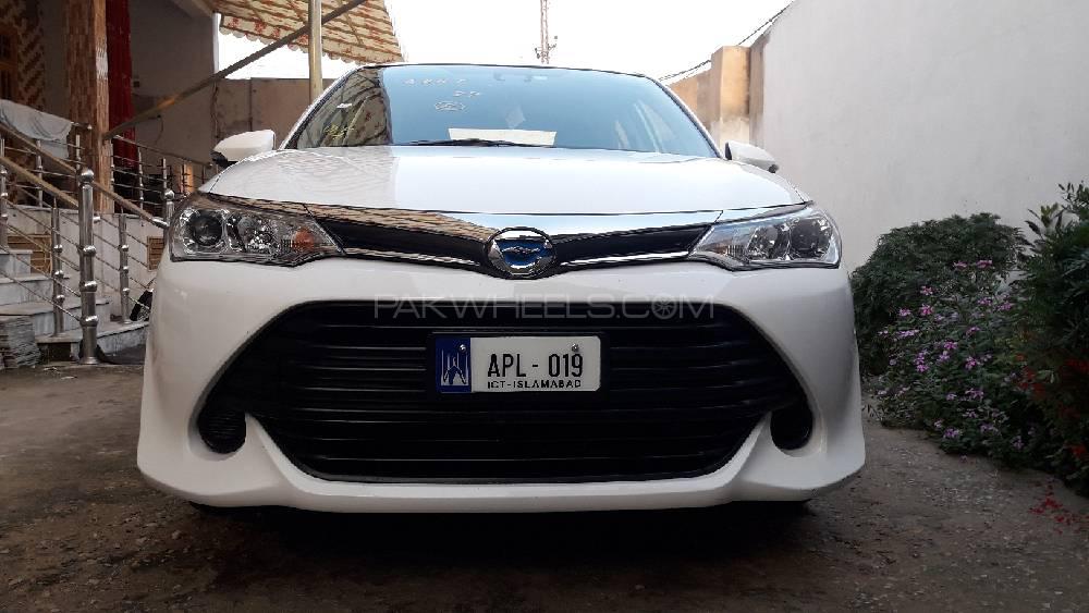 Toyota Corolla Axio 2015 for Sale in Swabi Image-1
