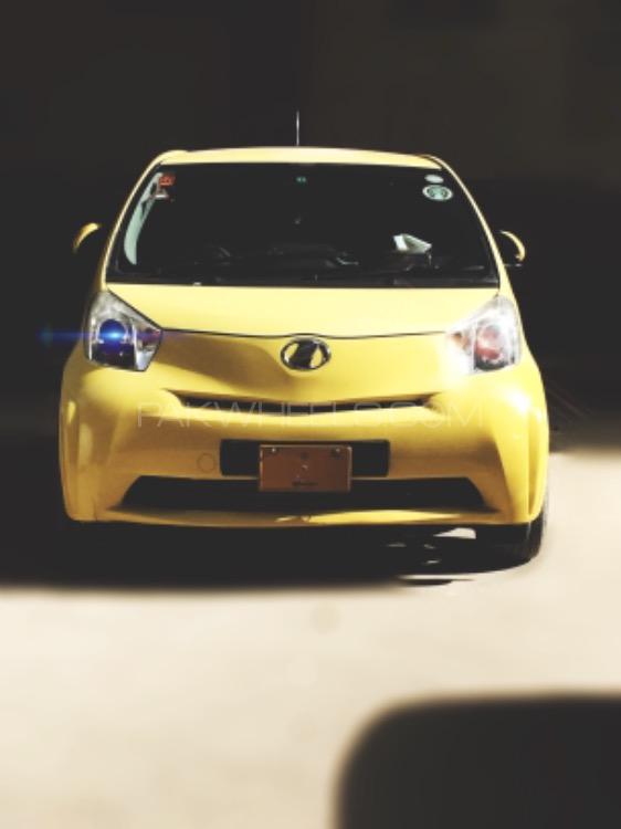 Toyota iQ - 2013  Image-1