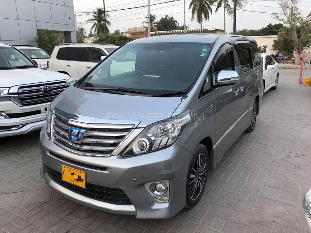 Toyota Alphard Hybrid 2012 for Sale in Karachi Toyota Alphard Hybrid 2012 for Sale in Karachi Image-2