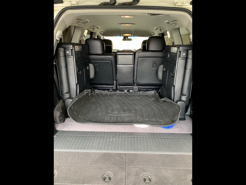 Toyota Land Cruiser 2012 for Sale in Karachi Toyota Land Cruiser 2012 for Sale in Karachi Image-5