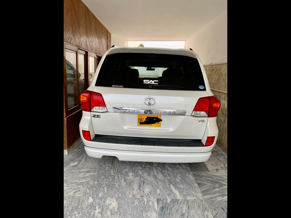 Toyota Land Cruiser 2012 for Sale in Karachi Toyota Land Cruiser 2012 for Sale in Karachi Image-2