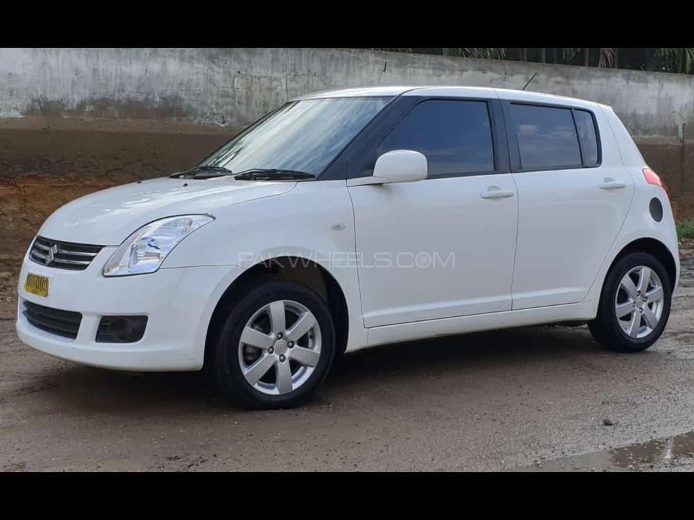 Suzuki Swift 2019 for Sale in Karachi Suzuki Swift 2019 for Sale in Karachi Image-4