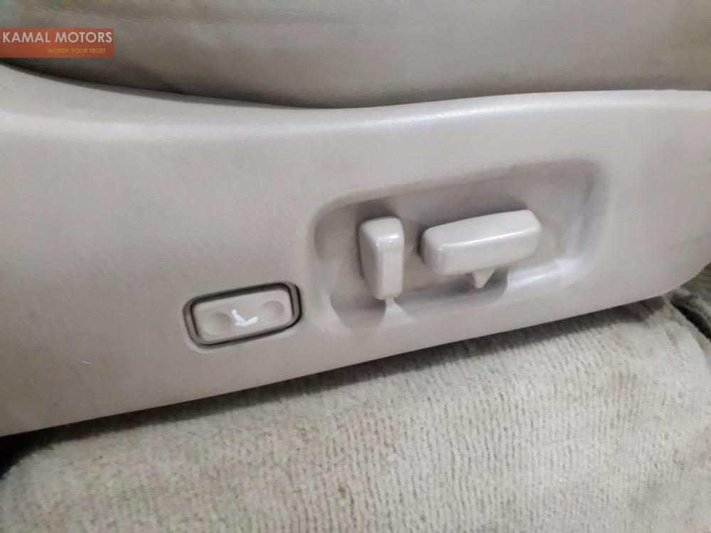 Lexus LX Series 2003 for Sale in Karachi Lexus LX Series 2003 for Sale in Karachi Image-10