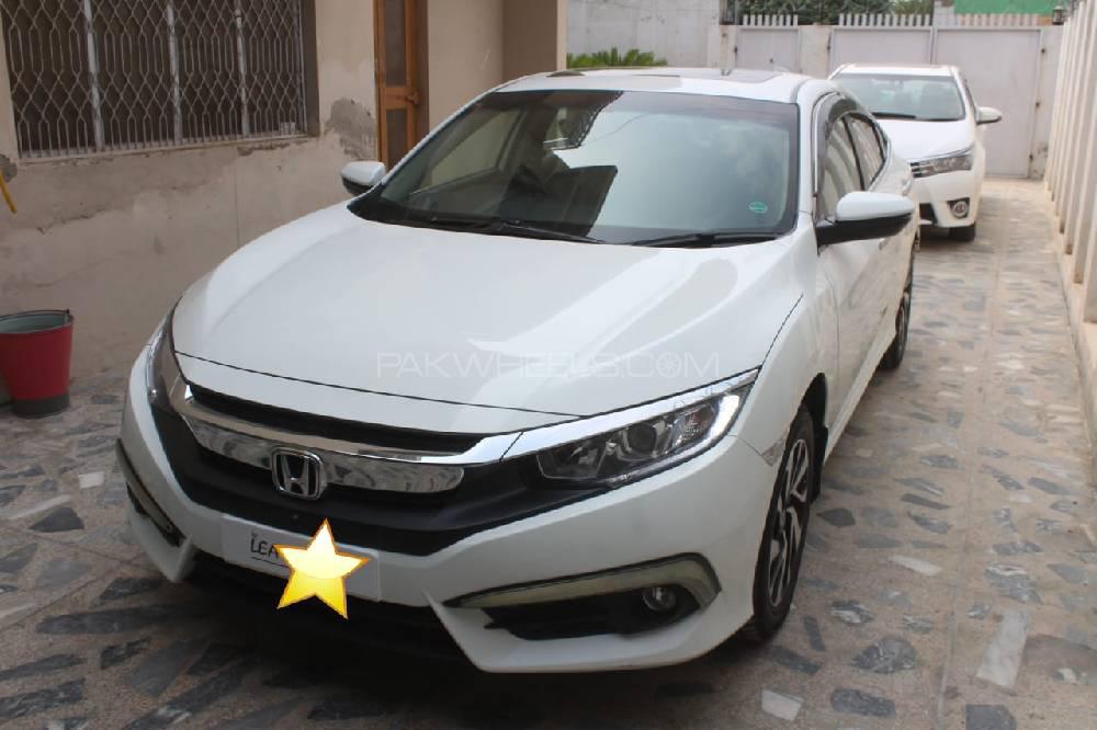 Honda Civic 2017 for Sale in Nowshera Image-1