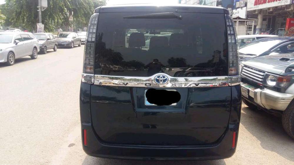 Toyota Voxy 2015 for Sale in Islamabad Toyota Voxy 2015 for Sale in Islamabad Image-4