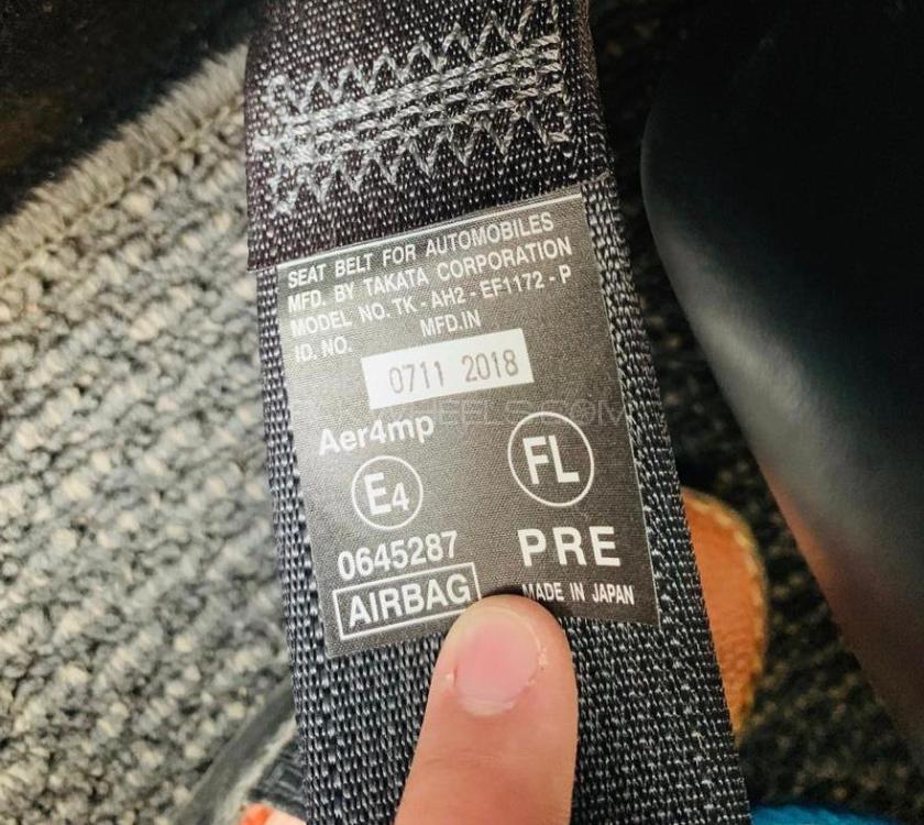 Toyota Corolla Axio 2018 for Sale in Peshawar Toyota Corolla Axio 2018 for Sale in Peshawar Image-6