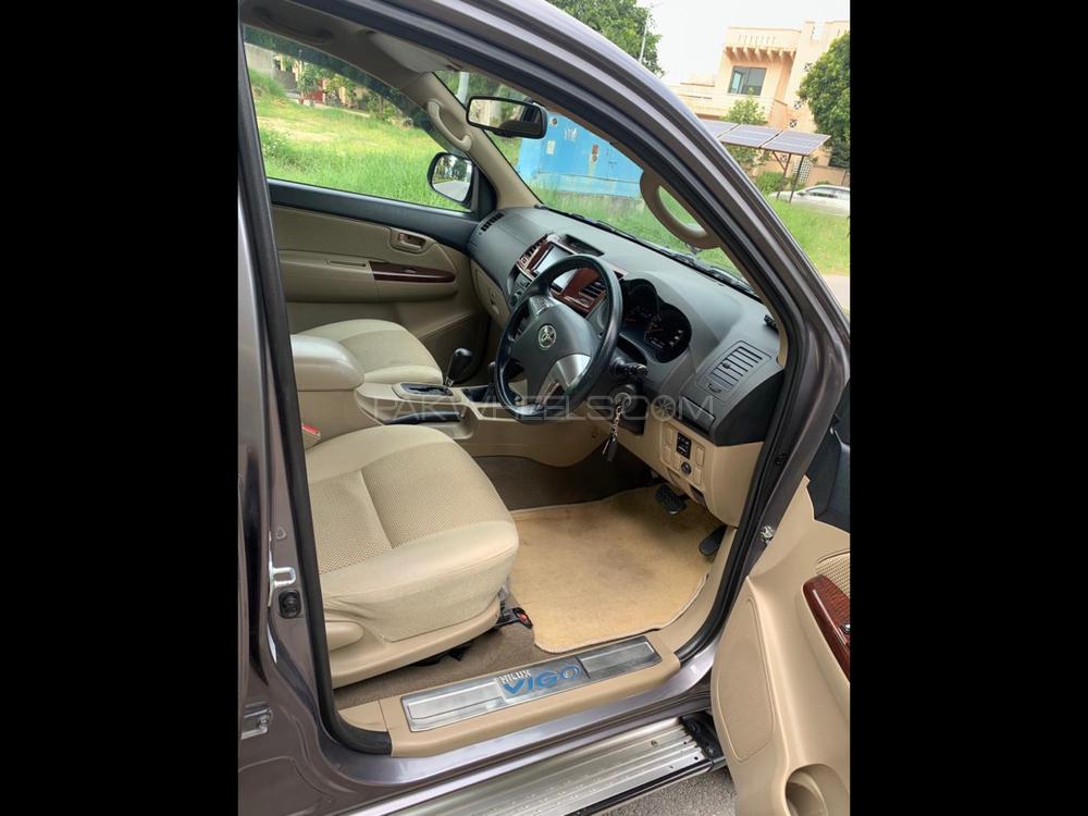 Toyota Hilux 2016 for Sale in Islamabad Toyota Hilux 2016 for Sale in Islamabad Image-20
