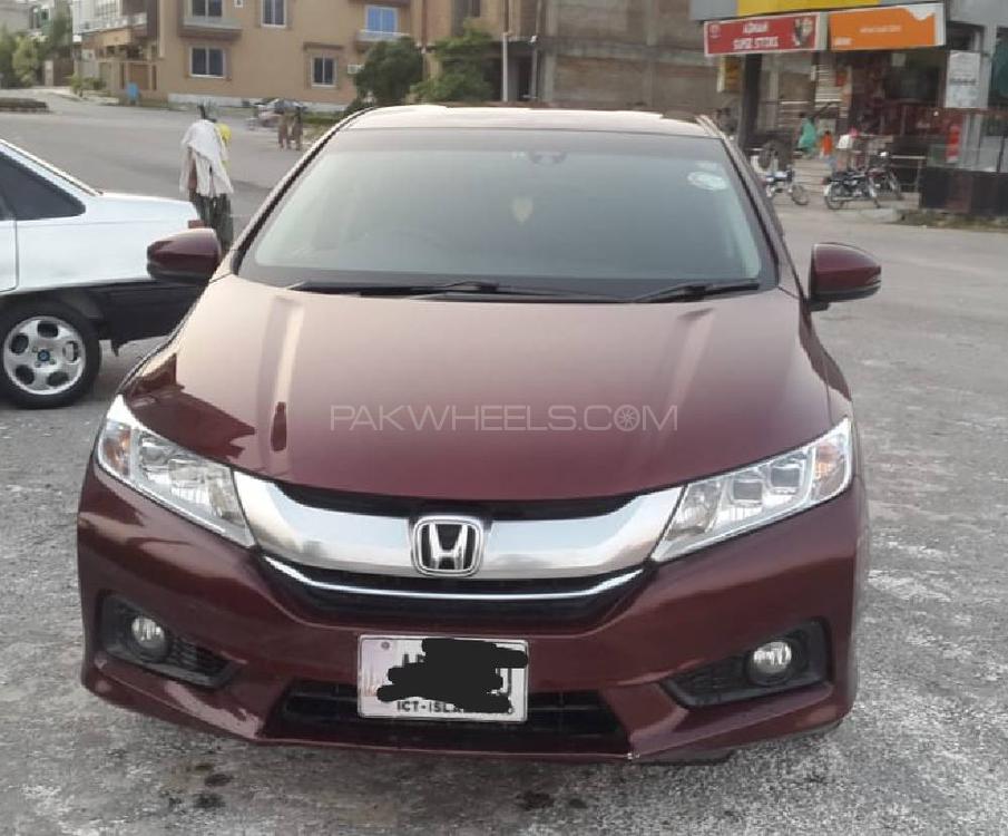 Honda Grace Hybrid 2015 for Sale in Islamabad Image-1