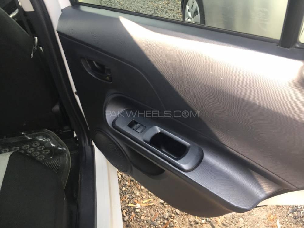 Toyota Aqua 2014 for Sale in Islamabad Toyota Aqua 2014 for Sale in Islamabad Image-11