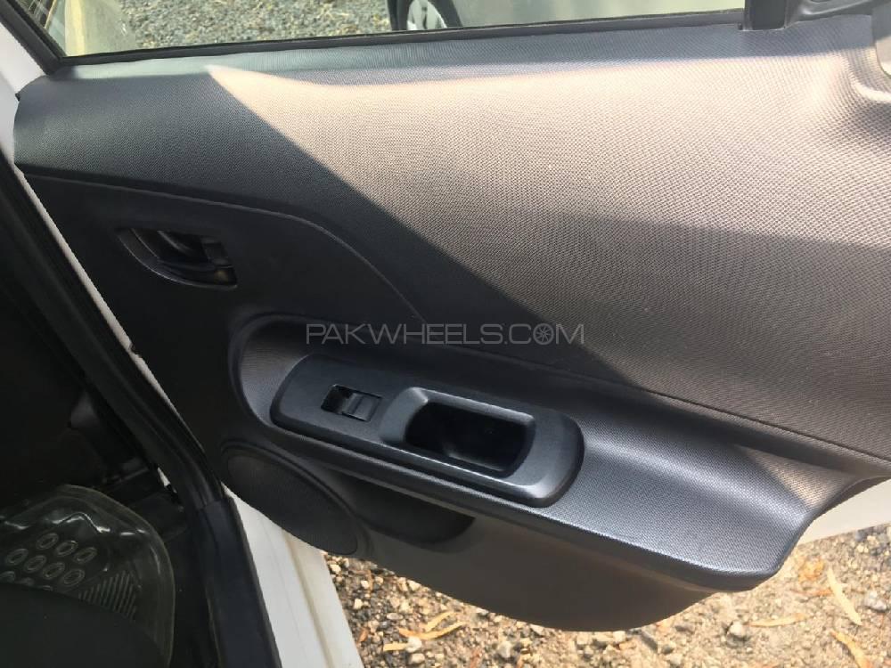 Toyota Aqua 2014 for Sale in Islamabad Toyota Aqua 2014 for Sale in Islamabad Image-12