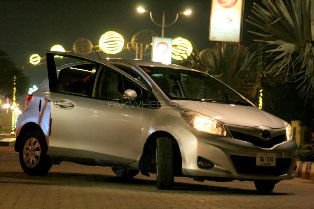 Toyota Vitz 2011 for Sale in Sargodha Image-1