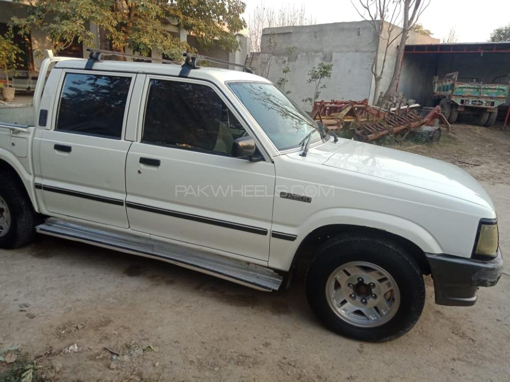 Mazda B2200 1999 for Sale in Mardan Mazda B2200 1999 for Sale in Mardan Image-6