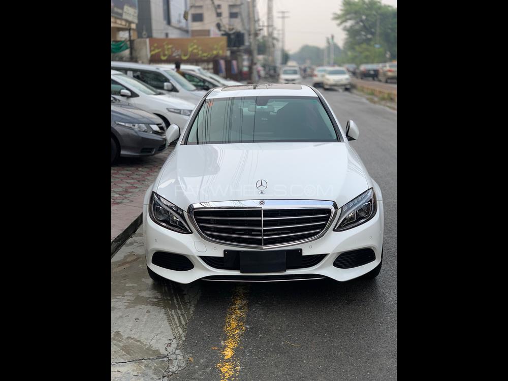 Mercedes Benz C Class 2017 for Sale in Lahore Mercedes Benz C Class 2017 for Sale in Lahore Image-11