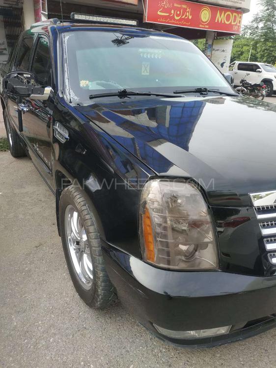 Cadillac Escalade Ext 2009 for Sale in Islamabad Cadillac Escalade Ext 2009 for Sale in Islamabad Image-2