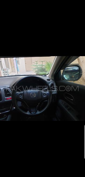Honda Vezel 2013 for Sale in Karachi Honda Vezel 2013 for Sale in Karachi Image-12