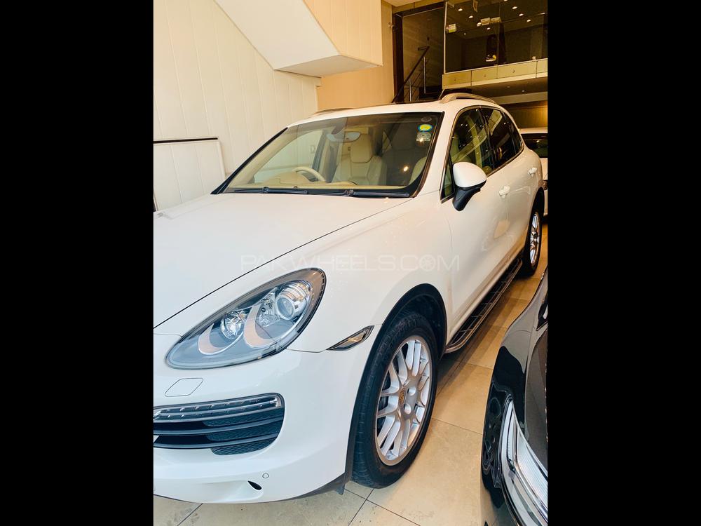 Porsche Cayenne 2011 for Sale in Lahore Porsche Cayenne 2011 for Sale in Lahore Image-3