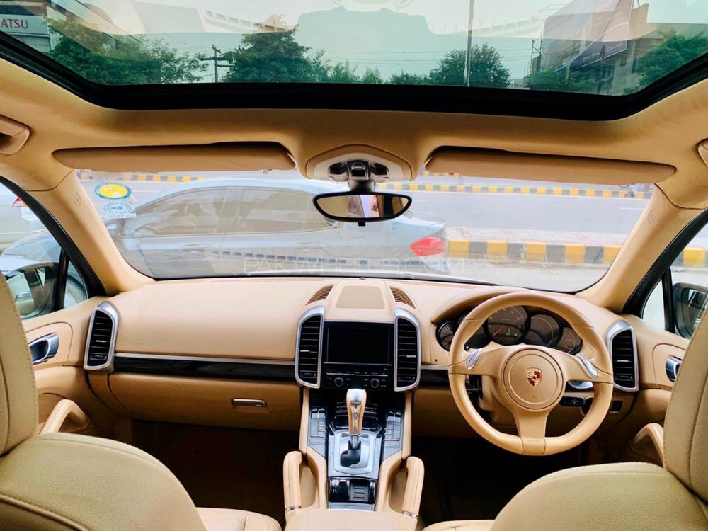 Porsche Cayenne 2011 for Sale in Lahore Porsche Cayenne 2011 for Sale in Lahore Image-16